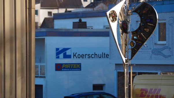 Koerschulte + Werkverein, einer der Hauptförderer des Projekts und Standort für Testflug und Aufnahmen